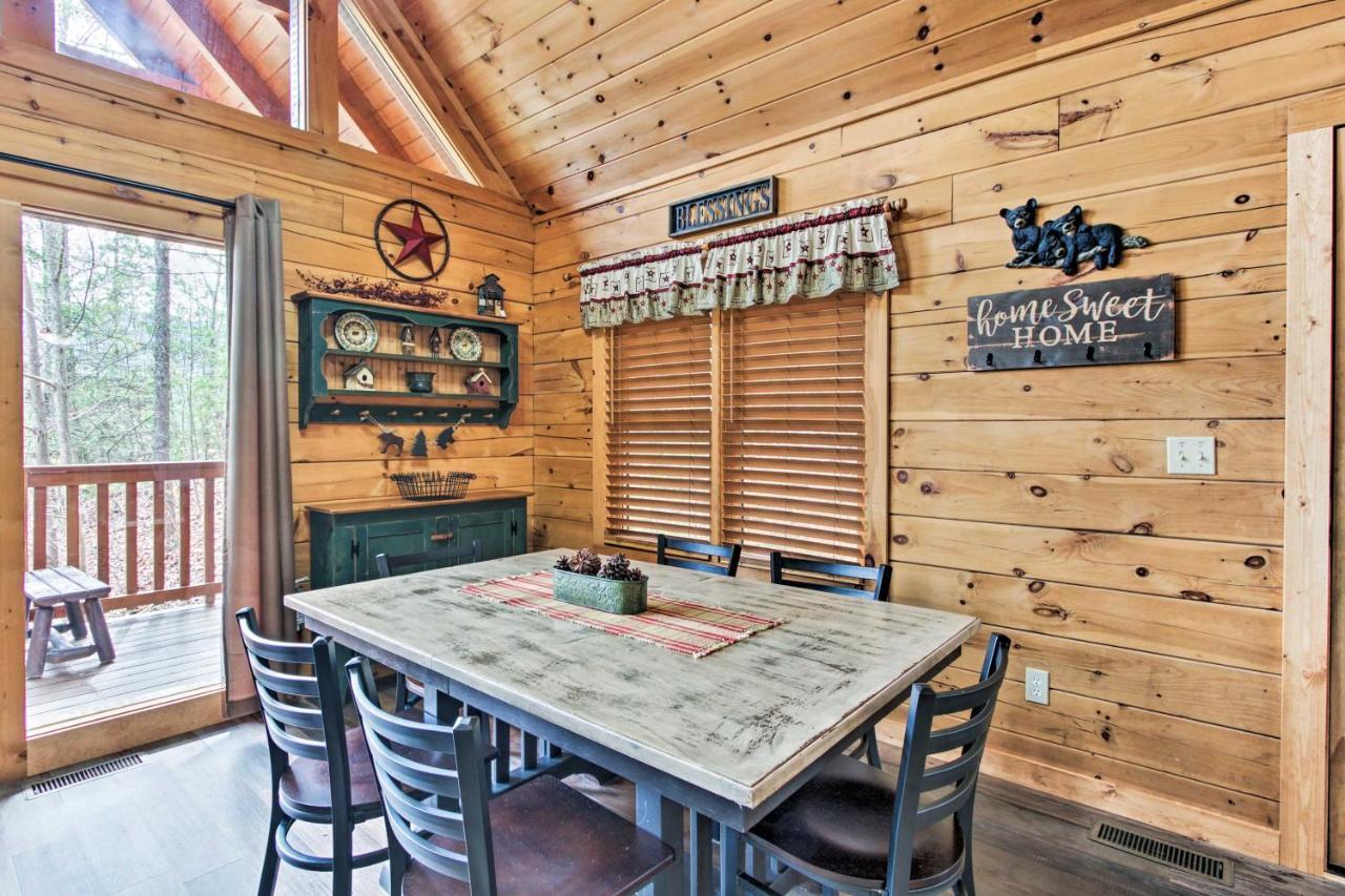 Gatlinburg Mountain Cabin With Grill And Pool Table! Exterior photo